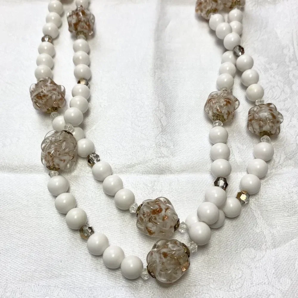 Vtg Double Strand White AB Chunky Texture Clear Amber Tone Acrylic Bead Necklace